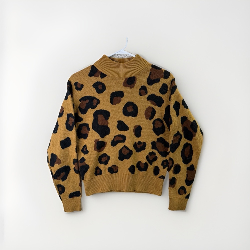 Who‎ What Wear Leopard Print Sweater XS Mock Neck Tan Brown Cozy Knit Top